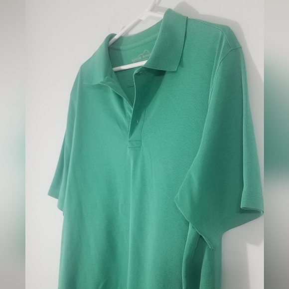 Eddie Bauer Polo. Solid Green Short Sleeve Collared Tee. Size L. - Picture 2 of 5